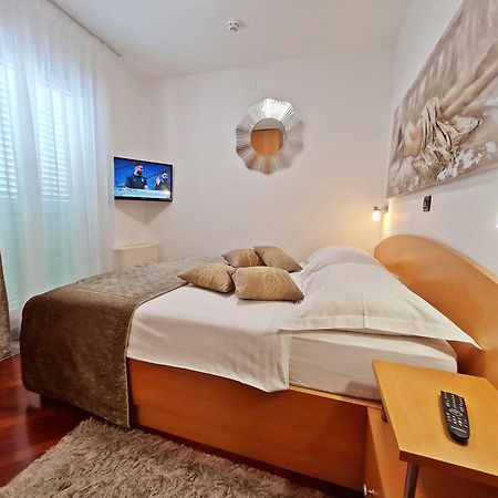 Hotel Sunce Podstrana Rum bild