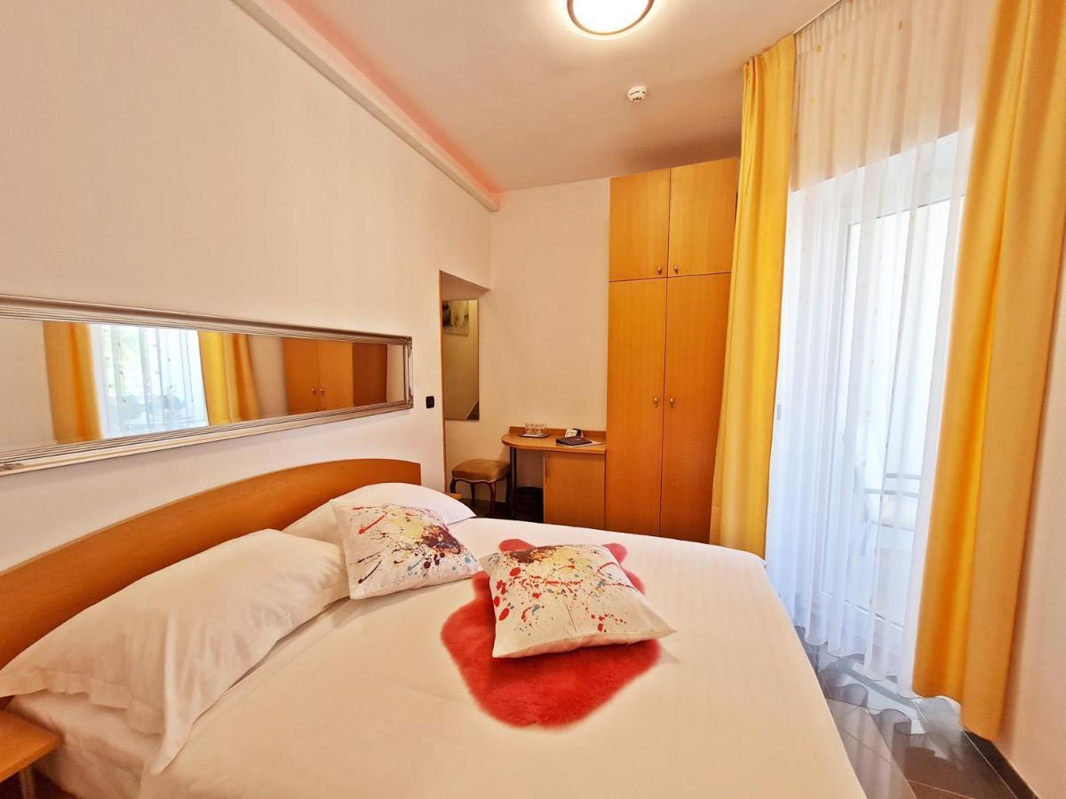 Hotel Sunce Podstrana Exteriör bild