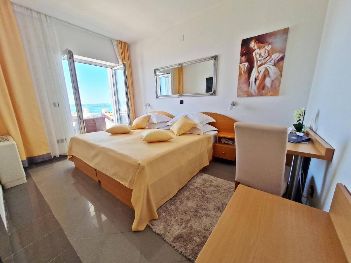 Hotel Sunce Podstrana Exteriör bild