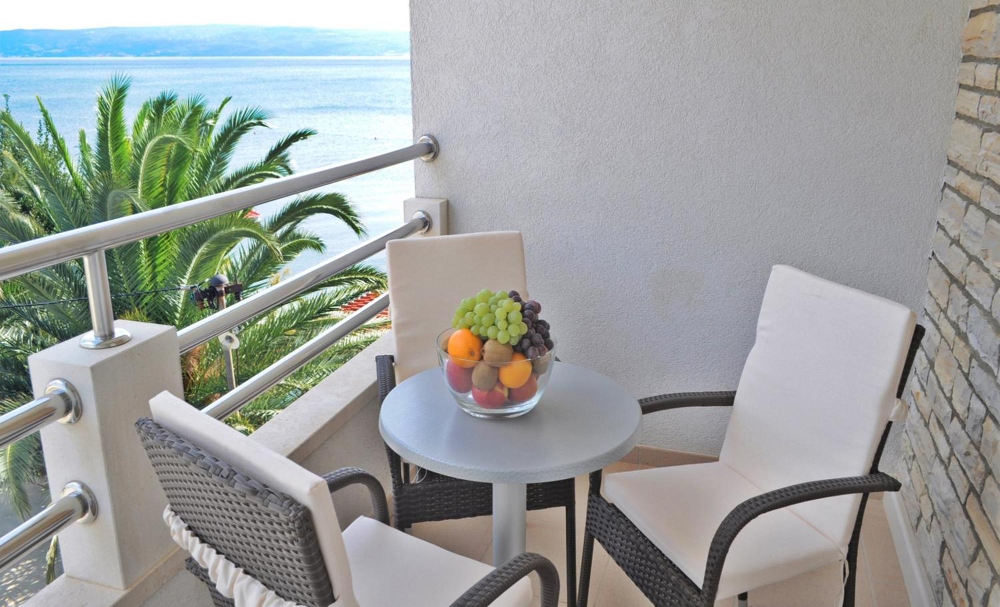 Hotel Sunce Podstrana Rum bild
