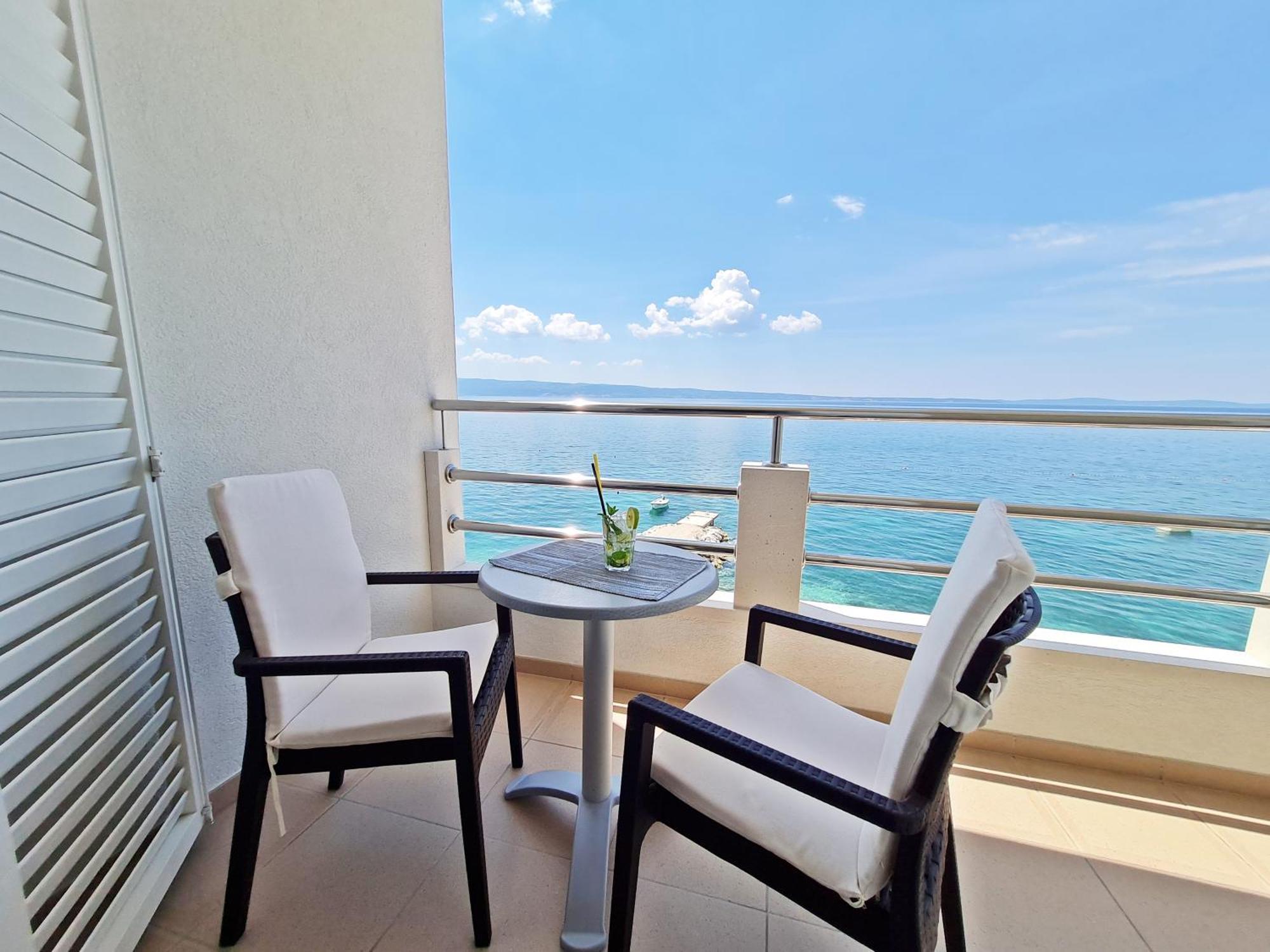 Hotel Sunce Podstrana Rum bild